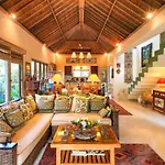 Ubud Villa 3 Bed Pool And Bungalow