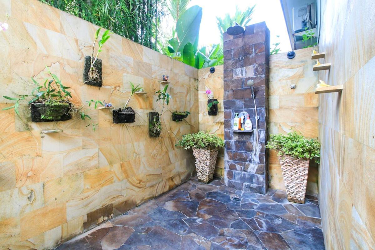Villa 3 Bed Pool And