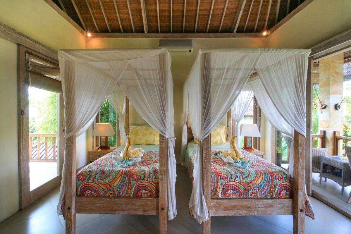 Villa 3 Bed Pool And *